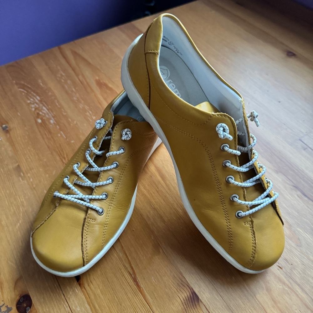 Remonte yellow leather sneakers size 6